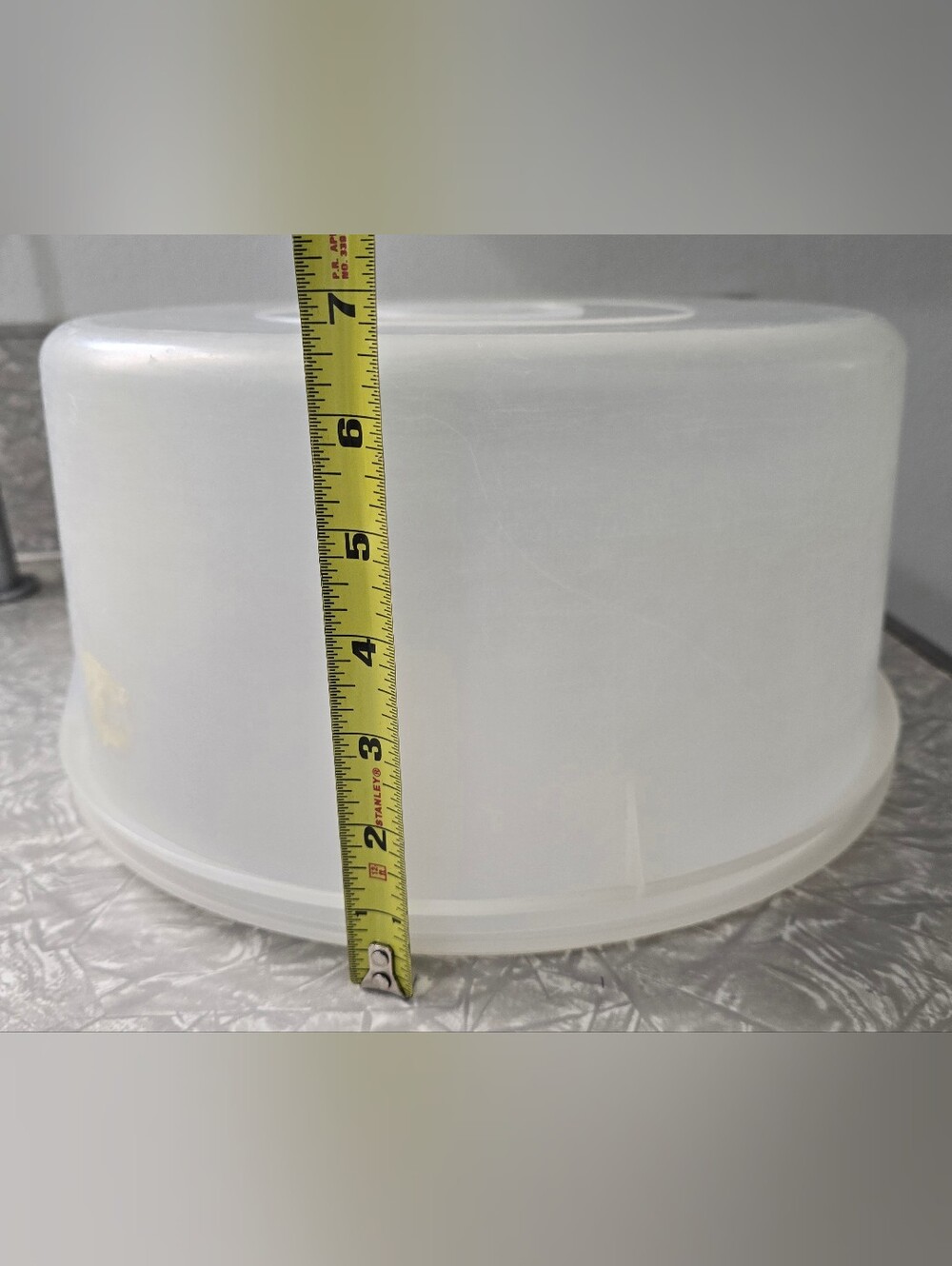 Tupperware Large Carry All Storage Container 256-1 - Picture 4 of 8